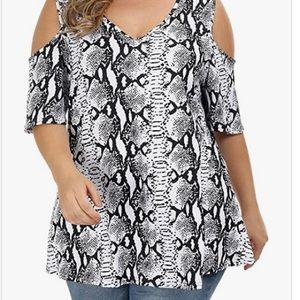 Snake print  Top